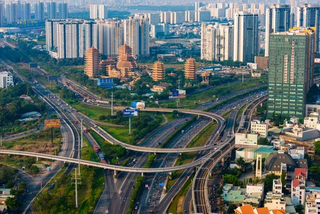 Hạ tầng giao thông bất động sản khu Đông TP.HCM