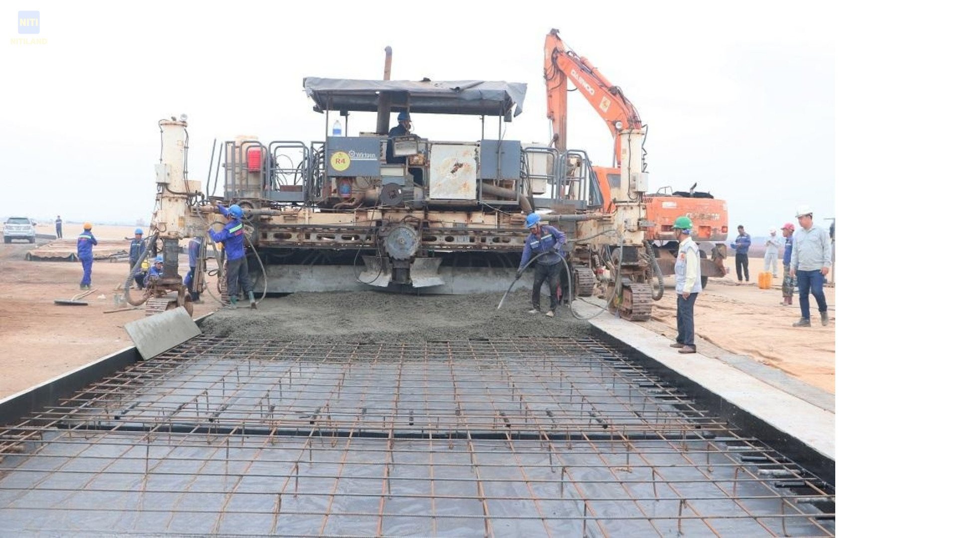 Kết cấu bê tông đường băng thứ 2 sân bay Long Thành