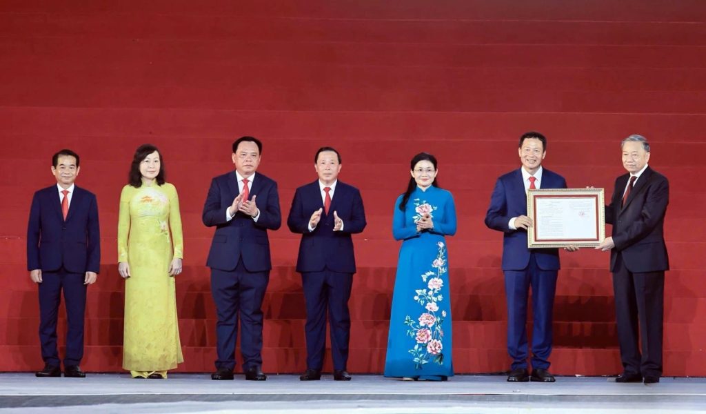 Thành Lập Thành Phố Đồng Nai và lễ trao nghị quyết của Quốc hội