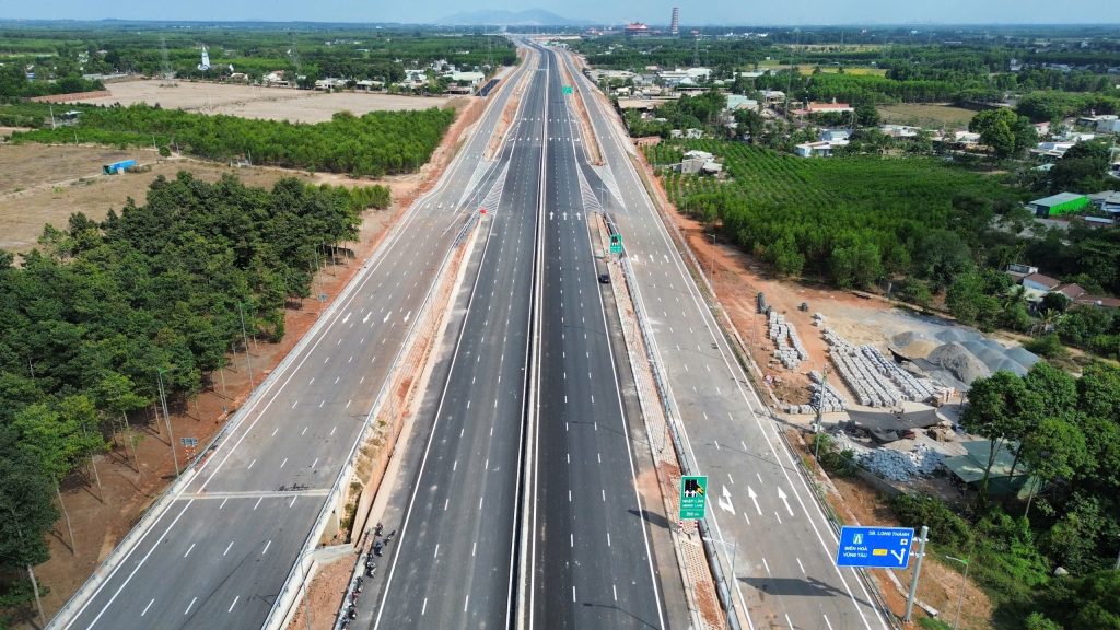 thông xe toàn tuyến cao tốc Biên Hòa Vũng Tàu 54km chính thức vận hành 18/5/2026